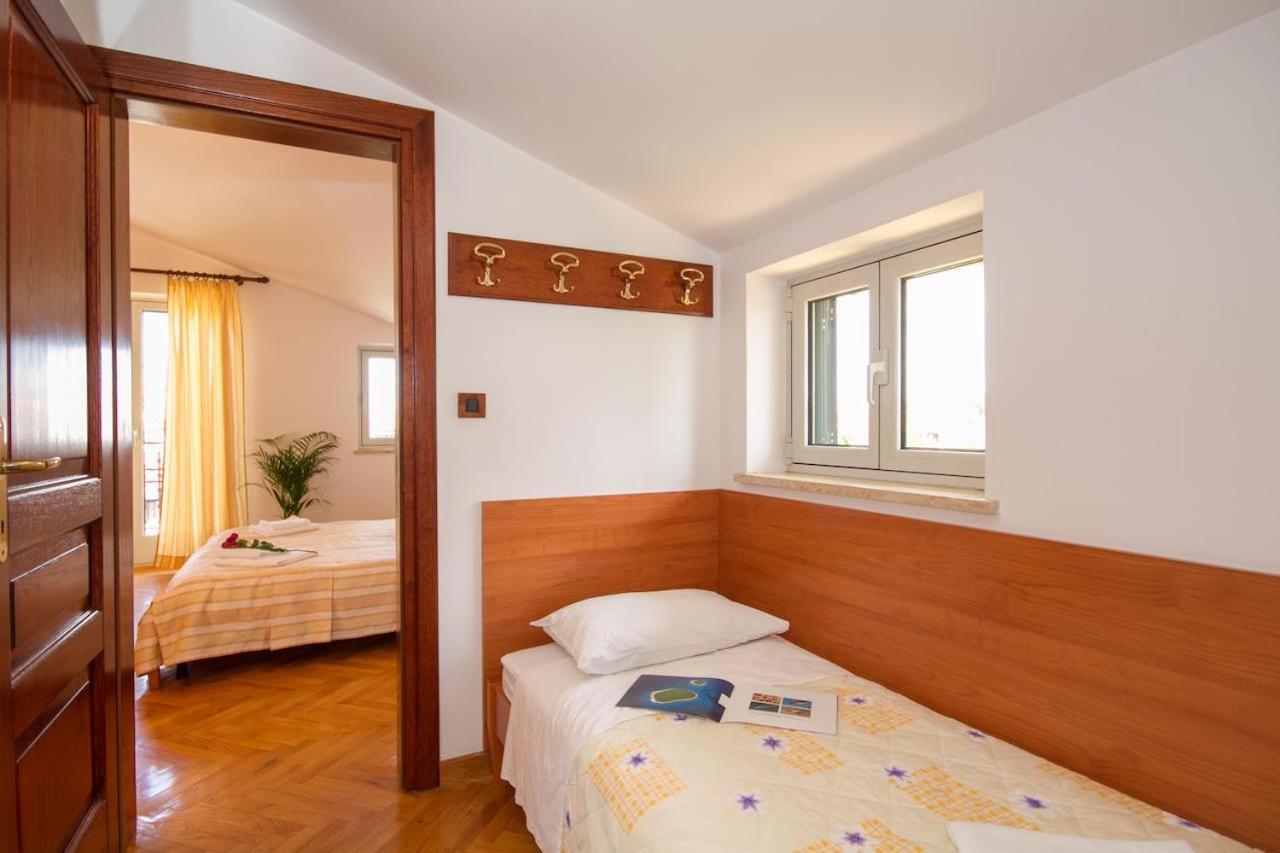 Villa Sveta Eufemija Bed End Breakfast I Rovinj Exterior photo